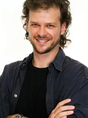 Carlos Thiré