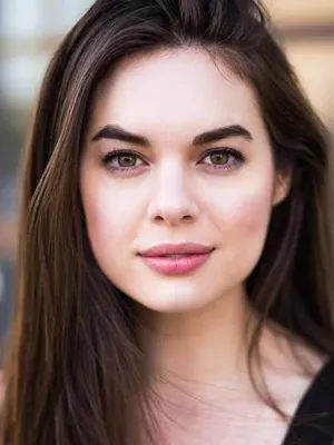 Courtney Lakin