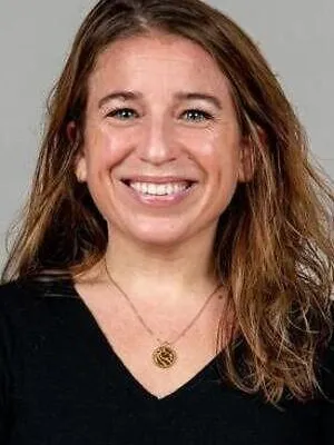 Courtney Bertolone