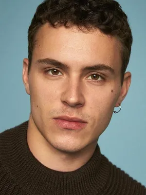 Arón Piper