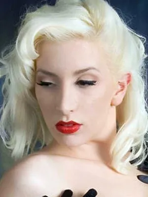Miss Mia Vixen
