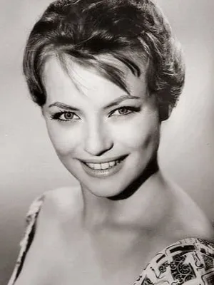 Karin Baal