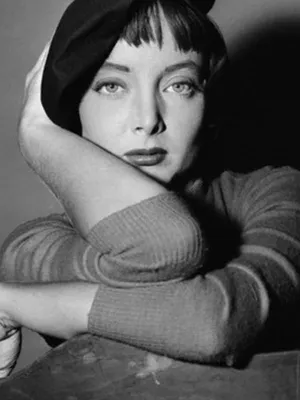 Carolyn Jones