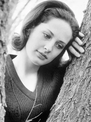 Mary Linda Rapelye