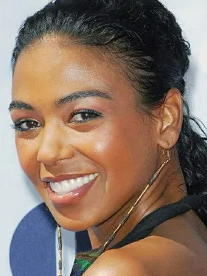 Ananda Lewis