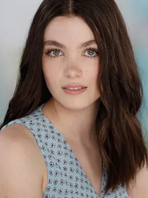 Elizabeth Hunter