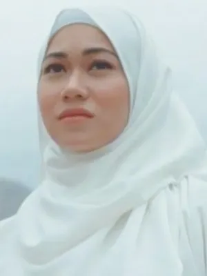 Raysha Rizrose