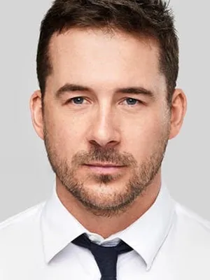 Barry Sloane