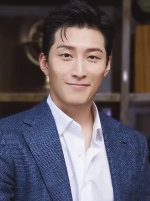 Shawn Dou