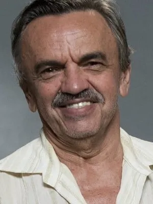 José Dumont
