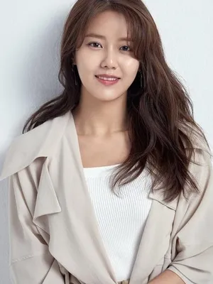 Shin Hye-jeong