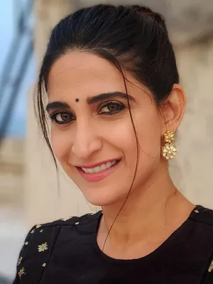 Aahana Kumra