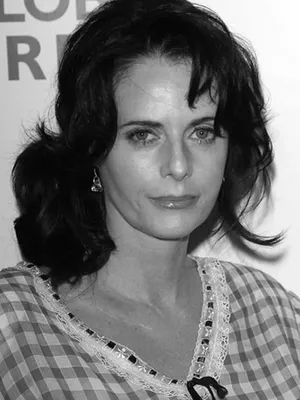 Lisa Blount