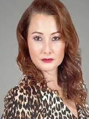 Nur Yazar