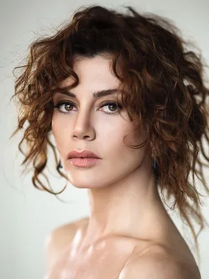 Gökçe Bahadır
