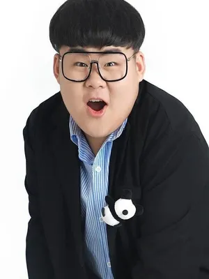 Kang Qixuan