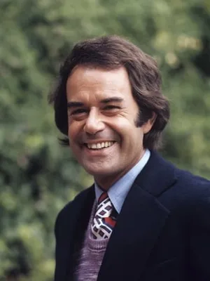 Laurence Luckinbill