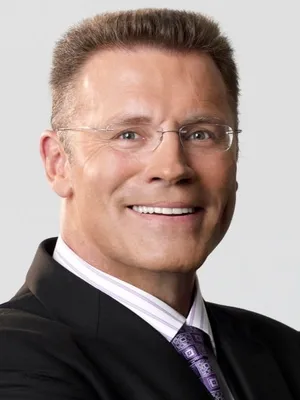 Howie Long