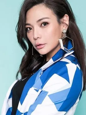 Riva Chang