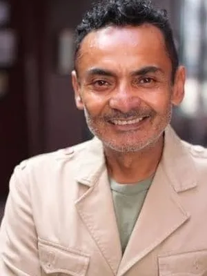 Carlos Linares