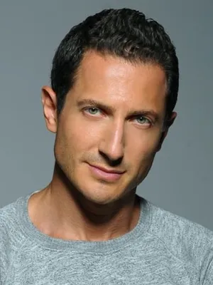 Sasha Roiz