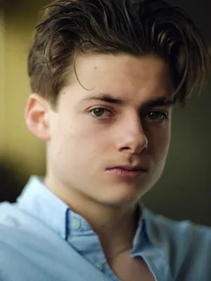 Louis Ashbourne Serkis