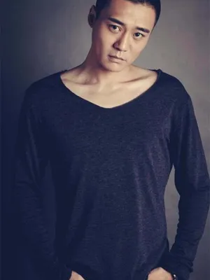 Jie Hou