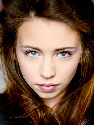Luna Mijović