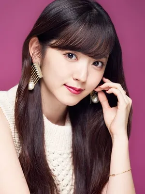 Airi Suzuki