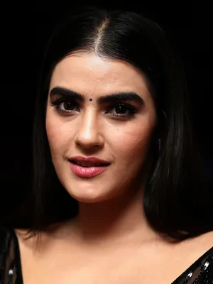 Kavya Thapar