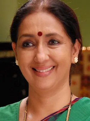 Nina Kulkarni
