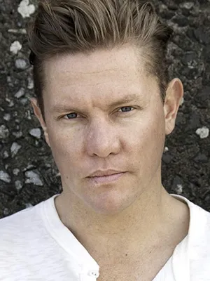 Damien Thomlinson