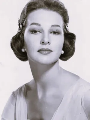 Taina Elg