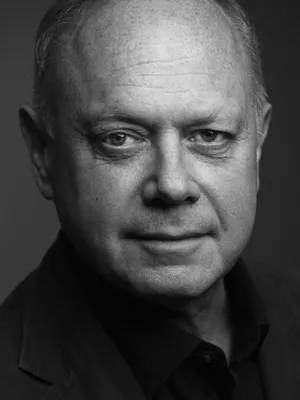 Jonathan Coy