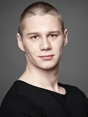 Timon Šturbej