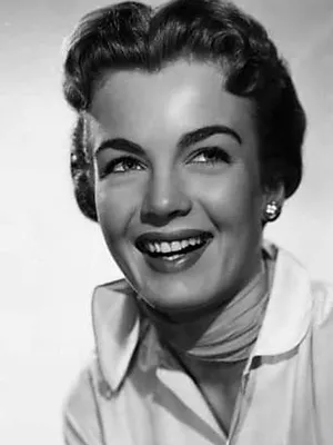 Joanna Barnes