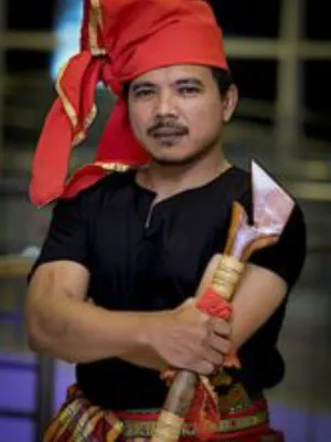 Azlan Komeng