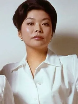 Yvonne Shima