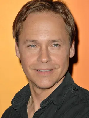 Chad Lowe