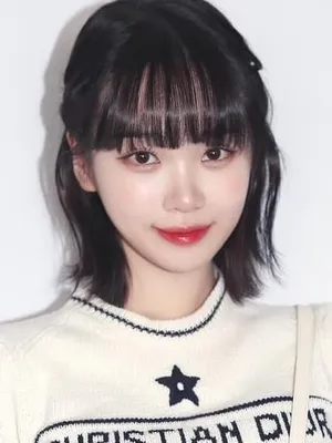 Kim Chaewon