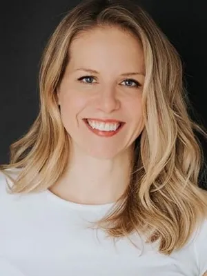 Stephannie Hawkins