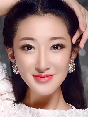 Li Yixin