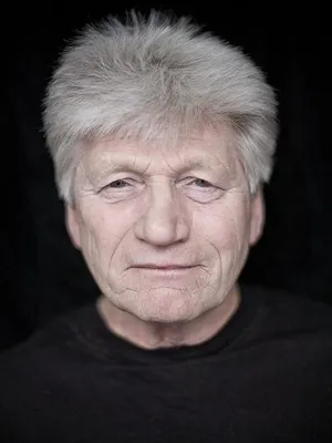 Rayner Bourton