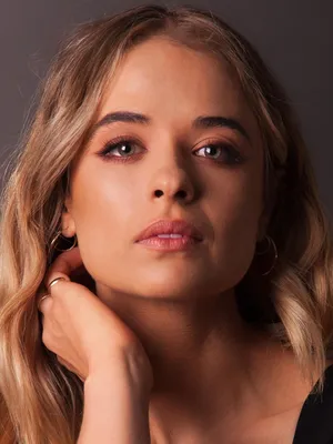 Raechelle Banno
