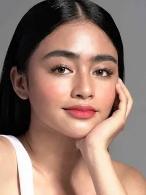 Vivoree Esclito
