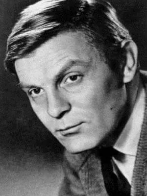 Yuriy Nazarov