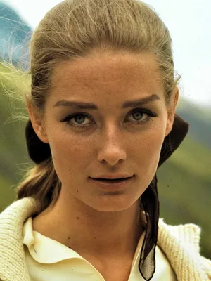 Tania Mallet