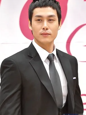 Song Yoo-ha