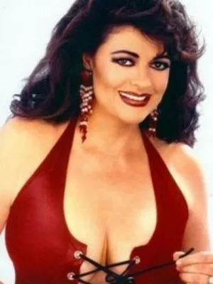 Rosa Gloria Chagoyán