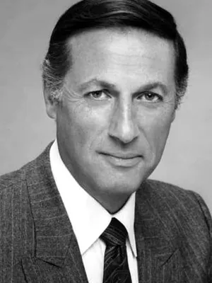 Lloyd Bochner